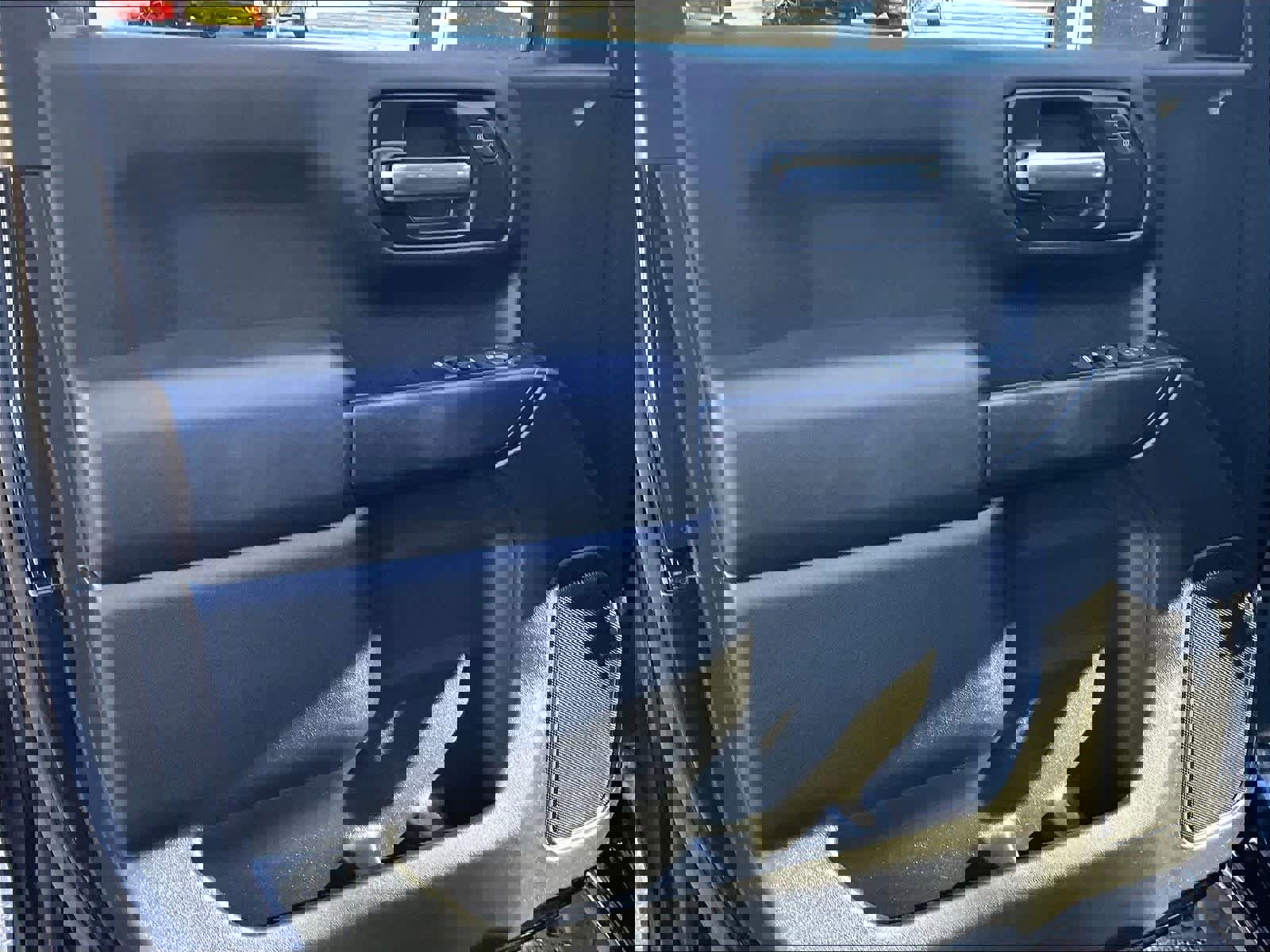 Used 2021 Chevrolet Silverado 1500 Custom image 9