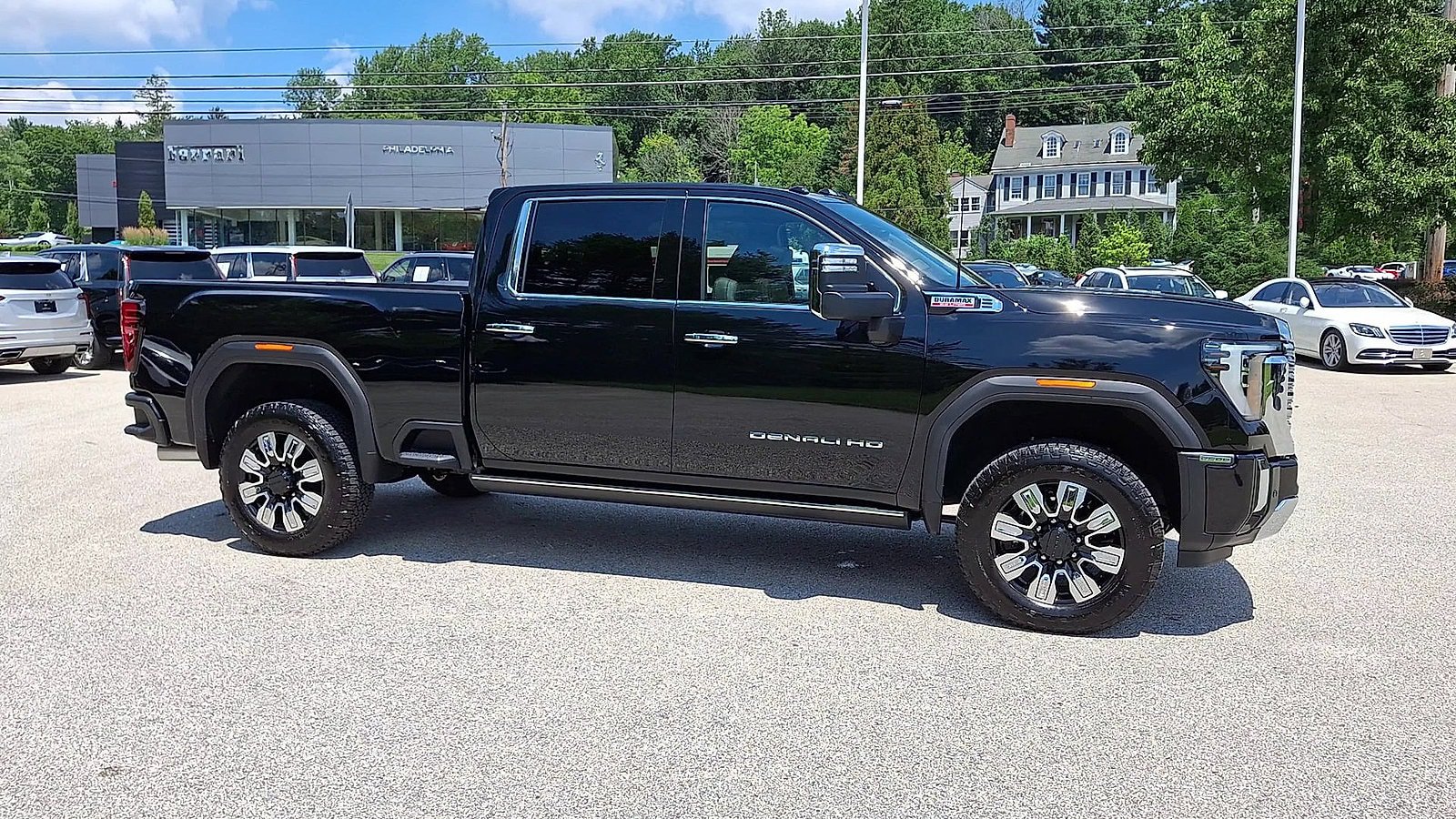 Used 2026 GMC Sierra 2500 Denali w/ Denali Reserve Package AWD/4WD image 2