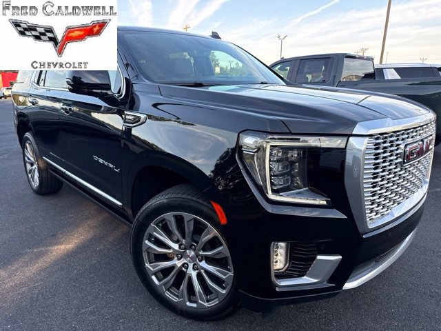 Certified 2021 GMC Yukon Denali w/ Denali Premium Package AWD/4WD image 1
