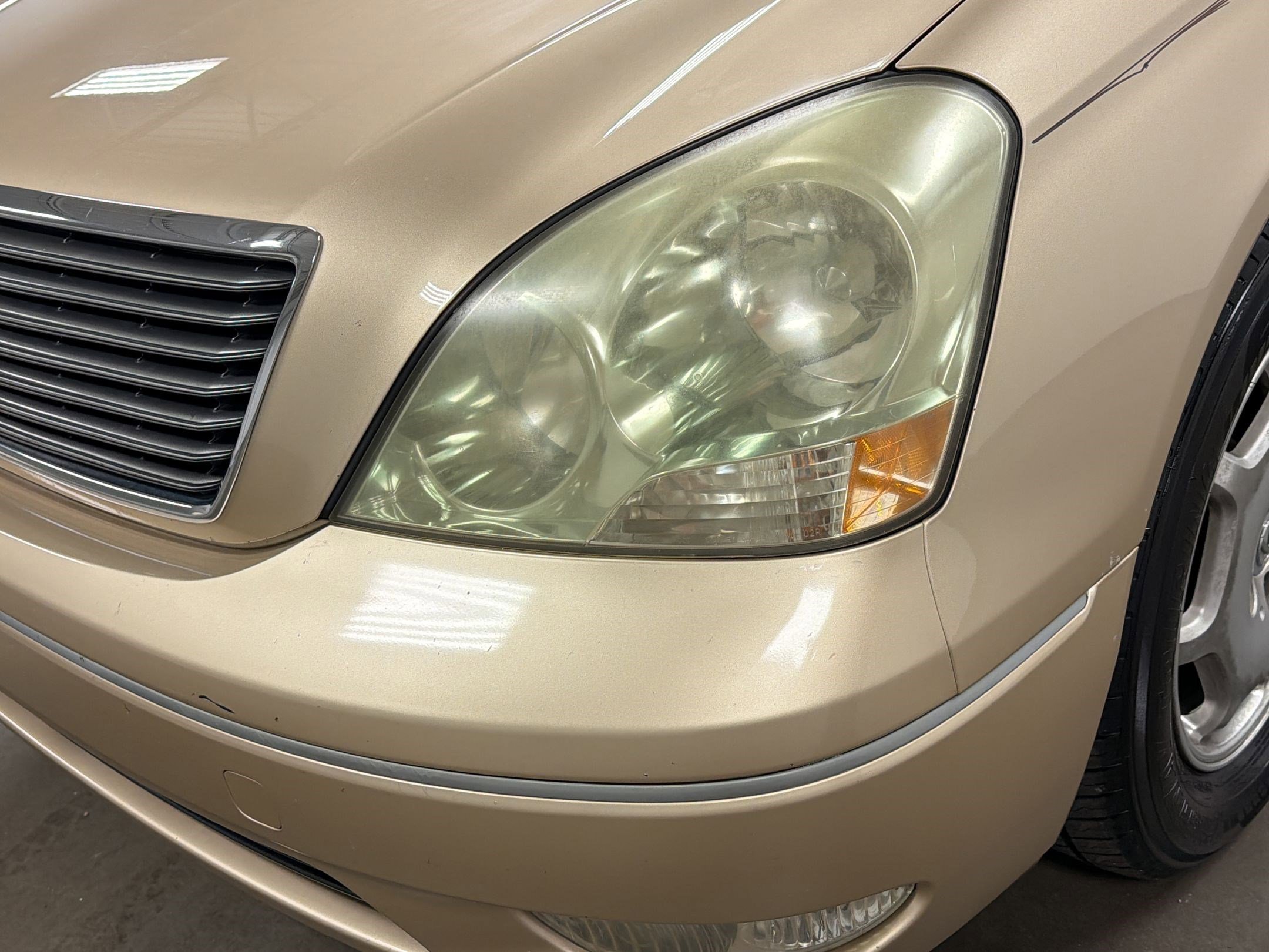 Used 2002 Lexus LS 430 RWD image 10