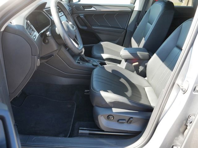 Certified 2023 Volkswagen Tiguan SE AWD/4WD image 13