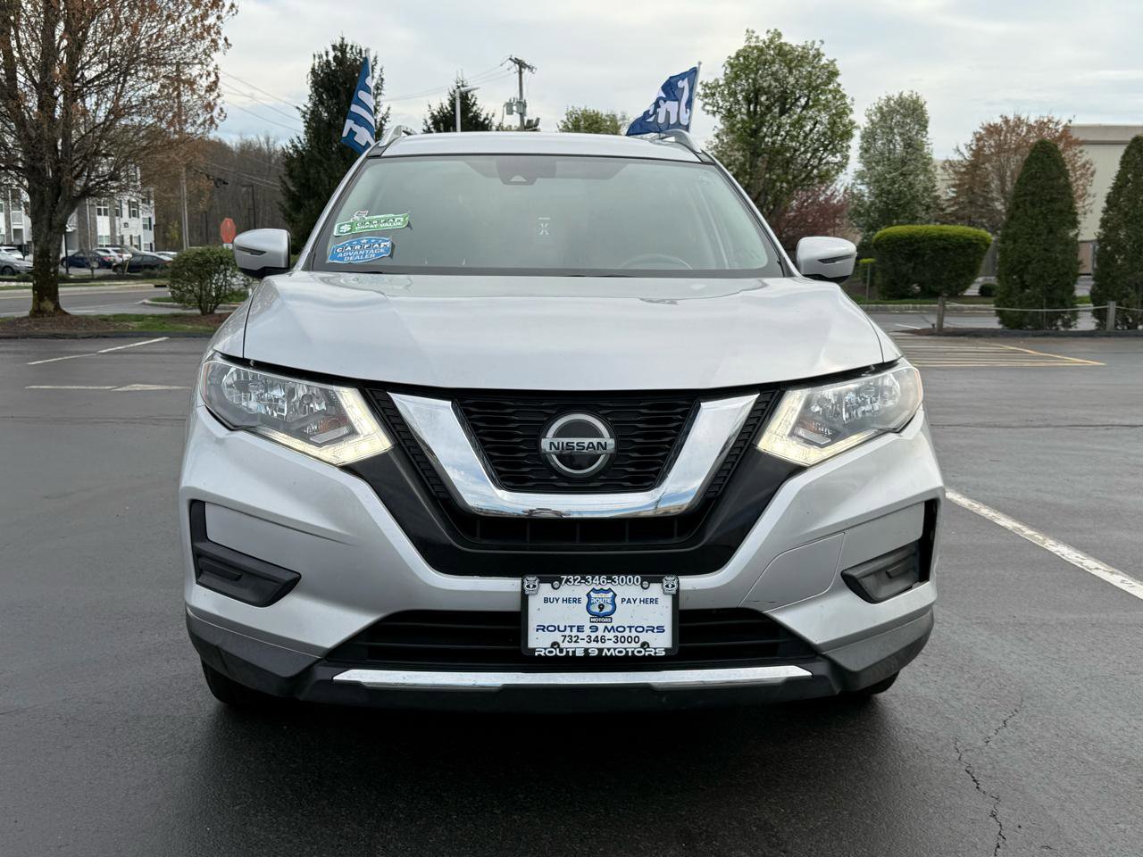 Used 2019 Nissan Rogue SV AWD/4WD image 2