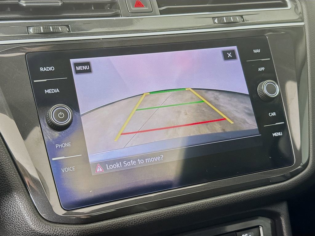 Used 2019 Volkswagen Tiguan SEL image 16