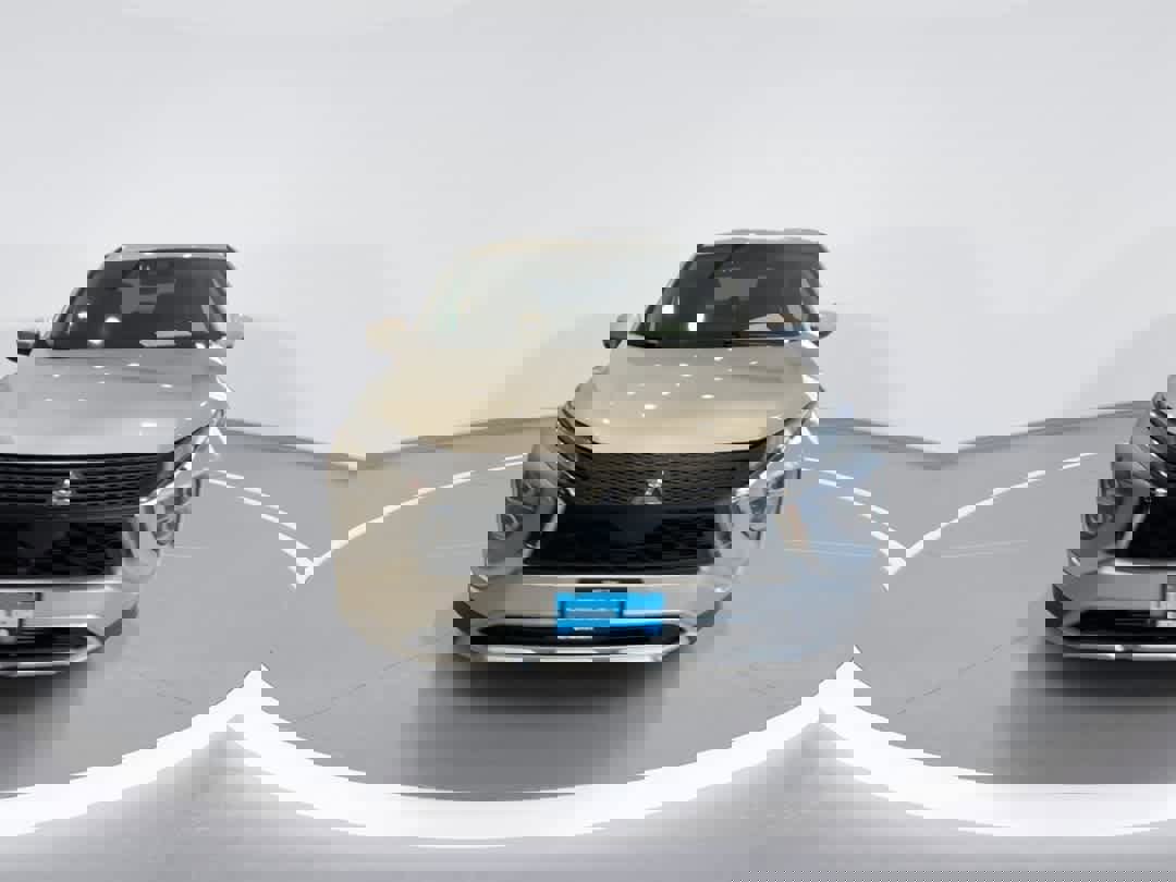 Used 2024 Mitsubishi Eclipse Cross SE image 3