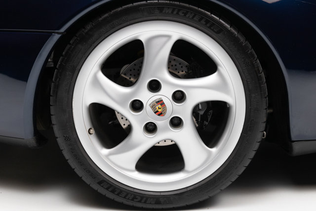 Used 1997 Porsche 911 Carrera S RWD image 33