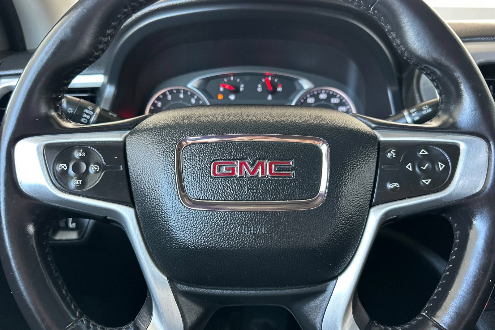 Certified 2020 GMC Acadia SLE FWD image 31