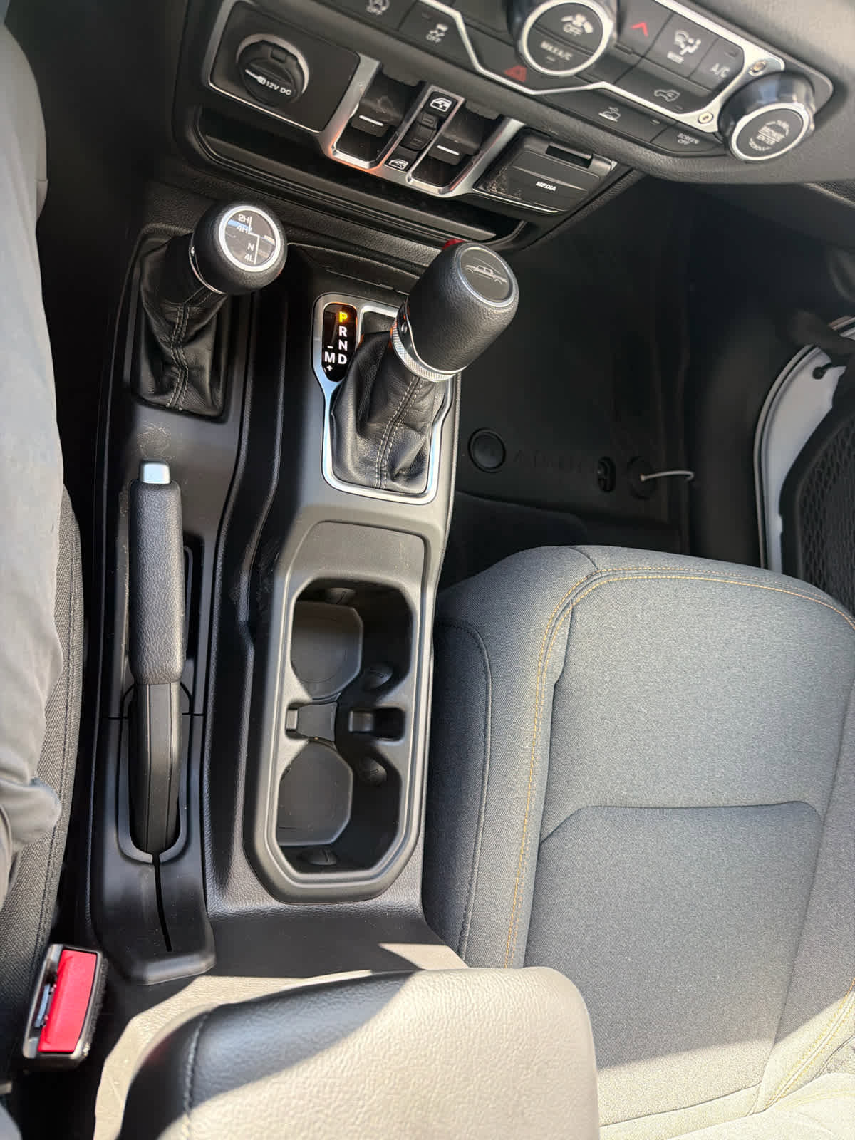 New 2026 Jeep Gladiator Sport image 27