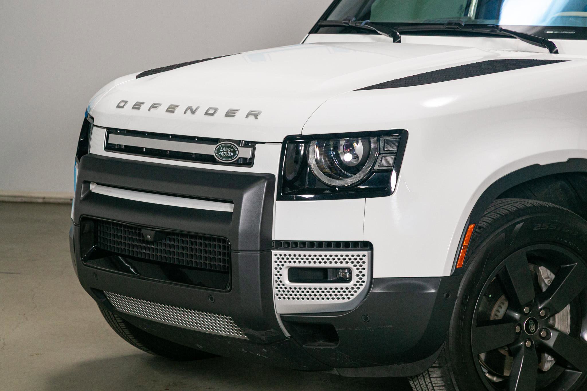 Used 2021 Land Rover Defender 110 SE AWD/4WD image 5