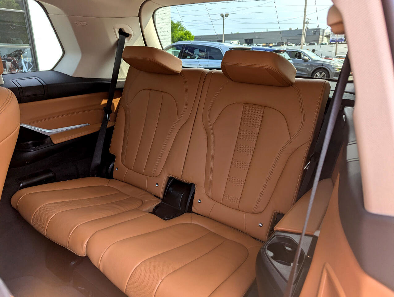 Used 2022 BMW X7 xDrive40i w/ Luxury Seating Package image 49
