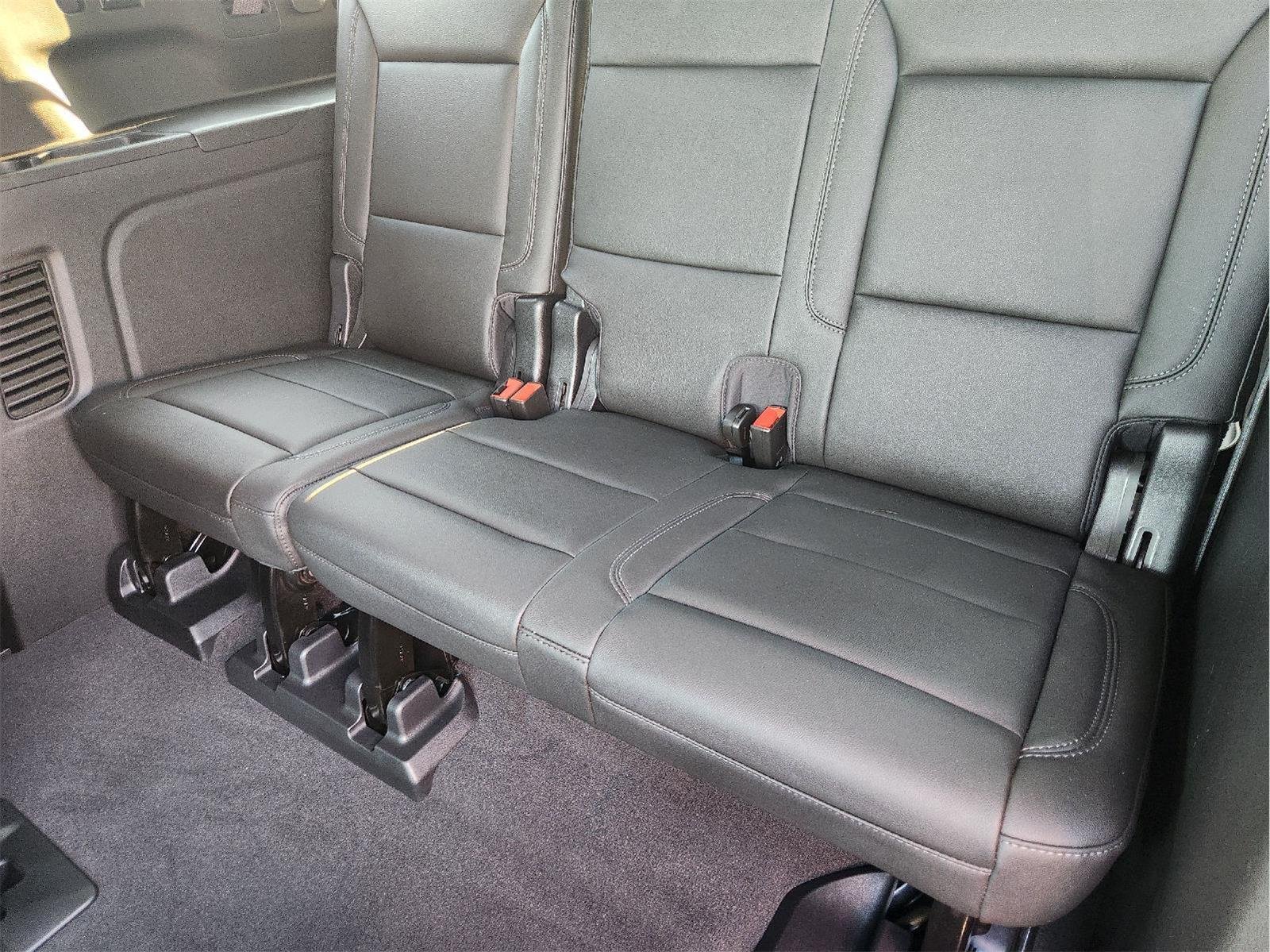 Certified 2021 Chevrolet Suburban Z71 AWD/4WD image 31