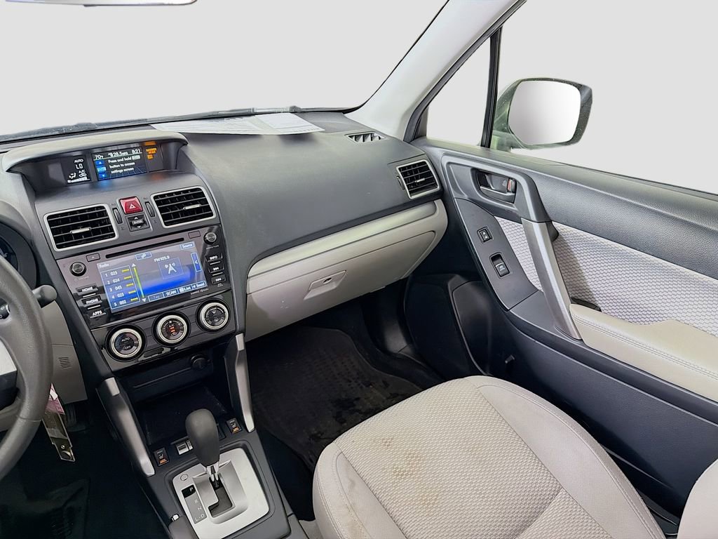 Used 2017 Subaru Forester 2.5i Premium AWD/4WD image 26