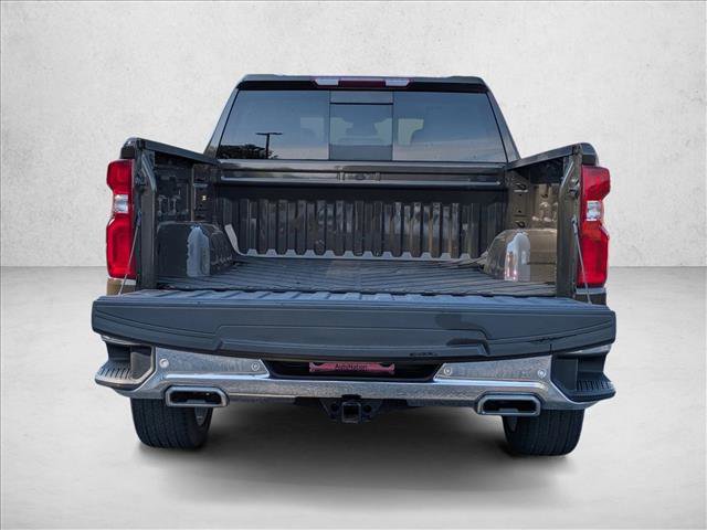 Used 2023 Chevrolet Silverado 1500 LTZ w/ LTZ Premium Package AWD/4WD image 6