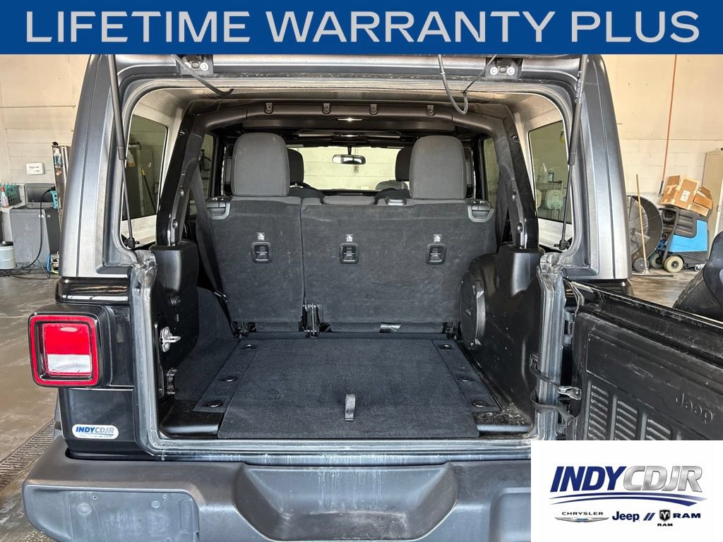 Used 2018 Jeep Wrangler Unlimited Sport S AWD/4WD image 11