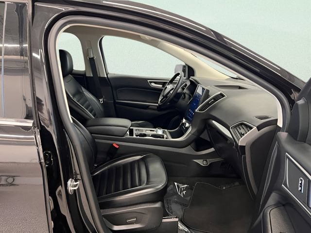Used 2024 Ford Edge SEL AWD/4WD image 8