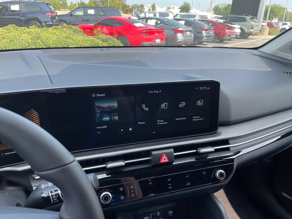 New 2026 Kia Sportage LX FWD image 16