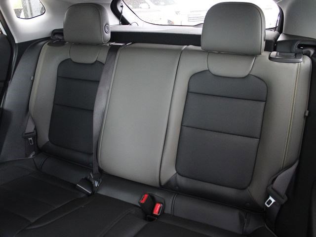 New 2026 Chevrolet Trax ACTIV w/ Sunroof Package image 8