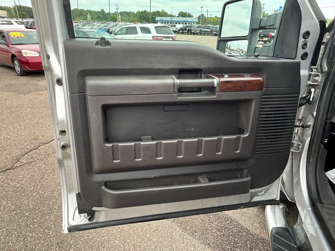 Used 2010 Ford F350 Lariat AWD/4WD image 14
