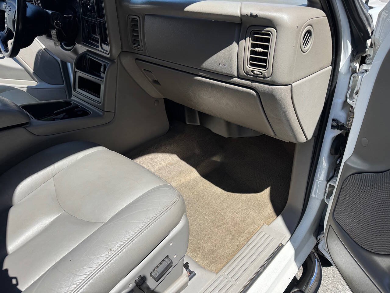 Used 2007 Chevrolet Silverado 2500 LT w/ Heavy-Duty Power Package AWD/4WD image 35