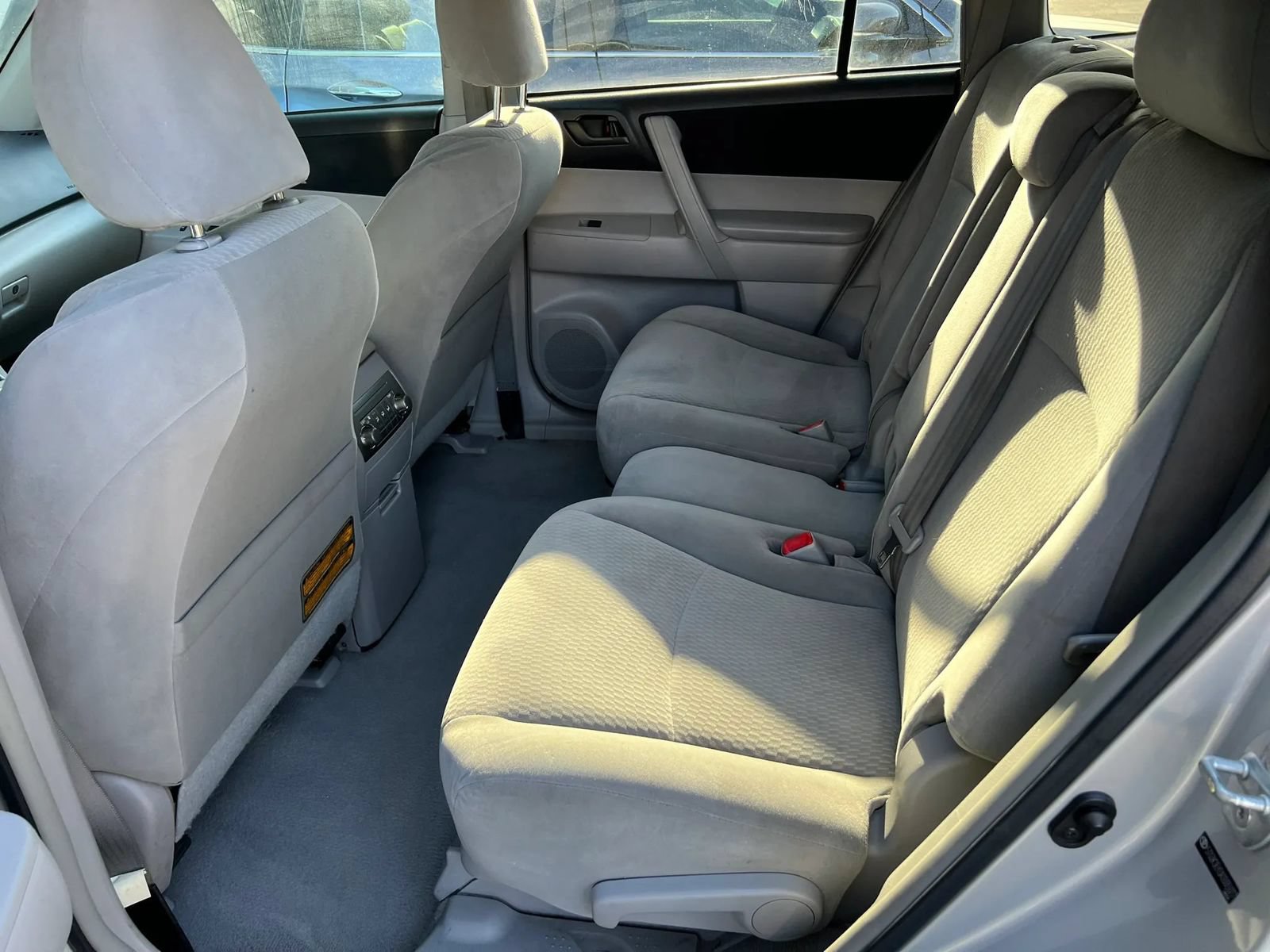 Used 2010 Toyota Highlander 2WD w/ Extra Value Pkg 2 image 8