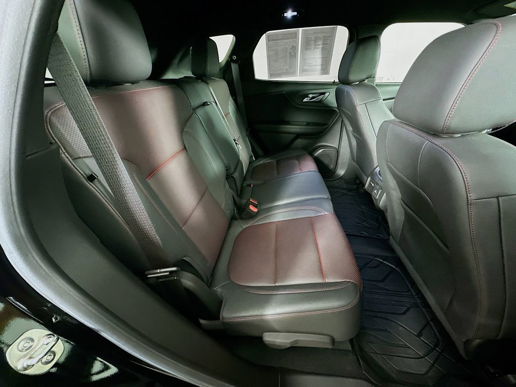 Used 2024 Chevrolet Blazer RS w/ Enhanced Convenience Package FWD image 35