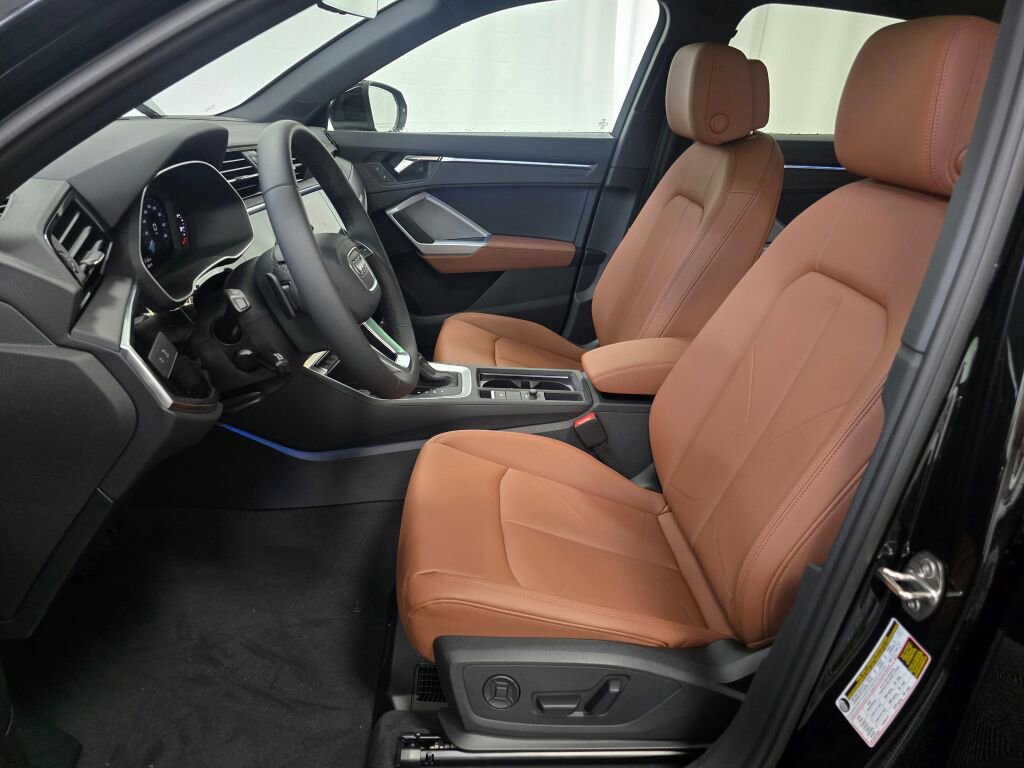 New 2025 Audi Q3 2.0T Premium Plus image 13