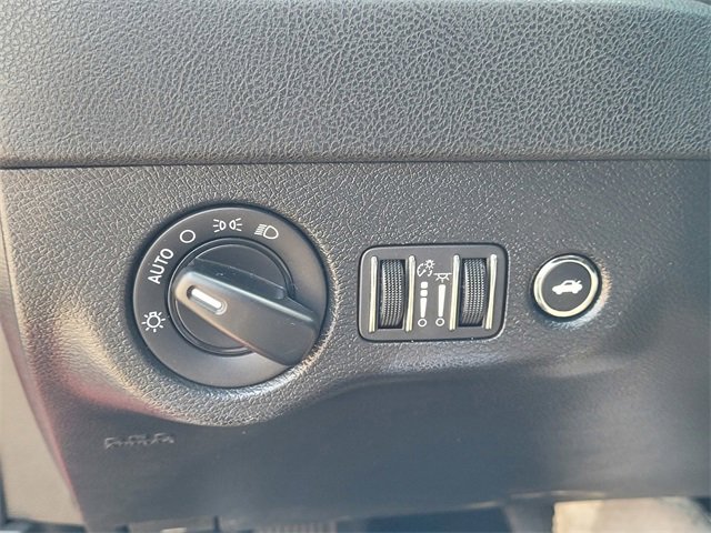 Used 2022 Dodge Charger SXT image 23