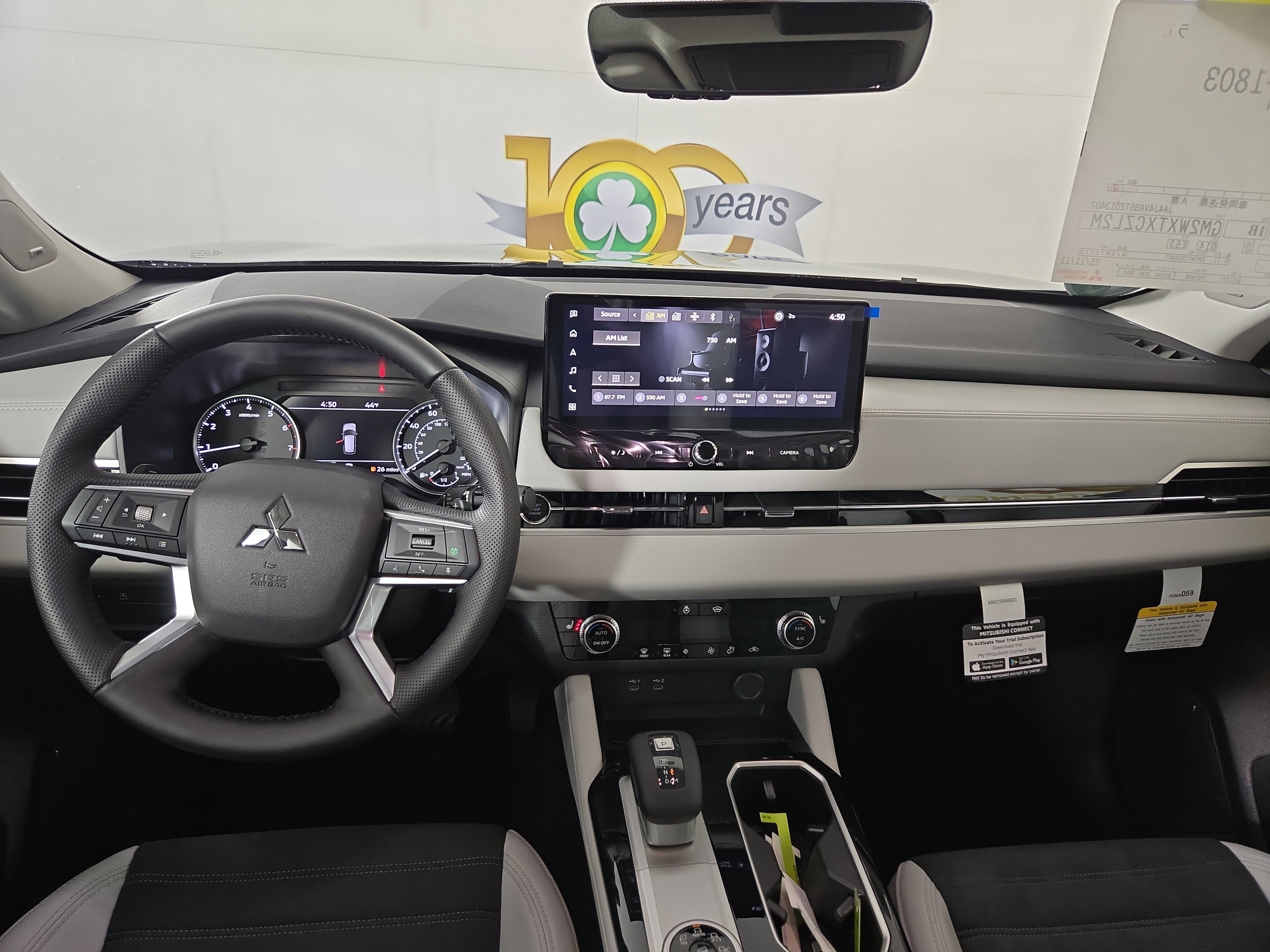 New 2026 Mitsubishi Outlander SE image 13