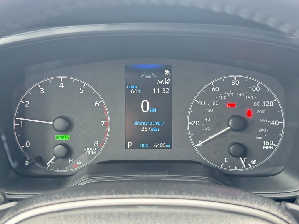 Certified 2025 Toyota Corolla Cross AWD Hybrid image 28