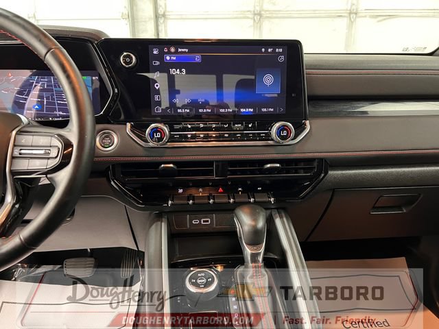 Used 2024 Chevrolet Colorado Z71 w/ Z71 Convenience Package 2 AWD/4WD image 42