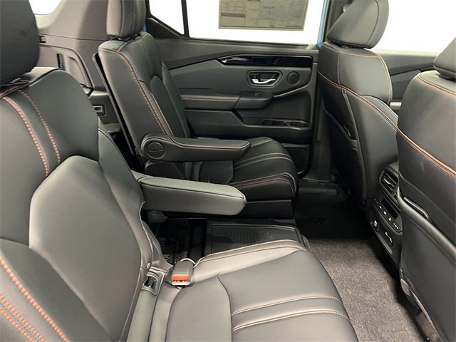 New 2026 Honda Pilot TrailSport image 8