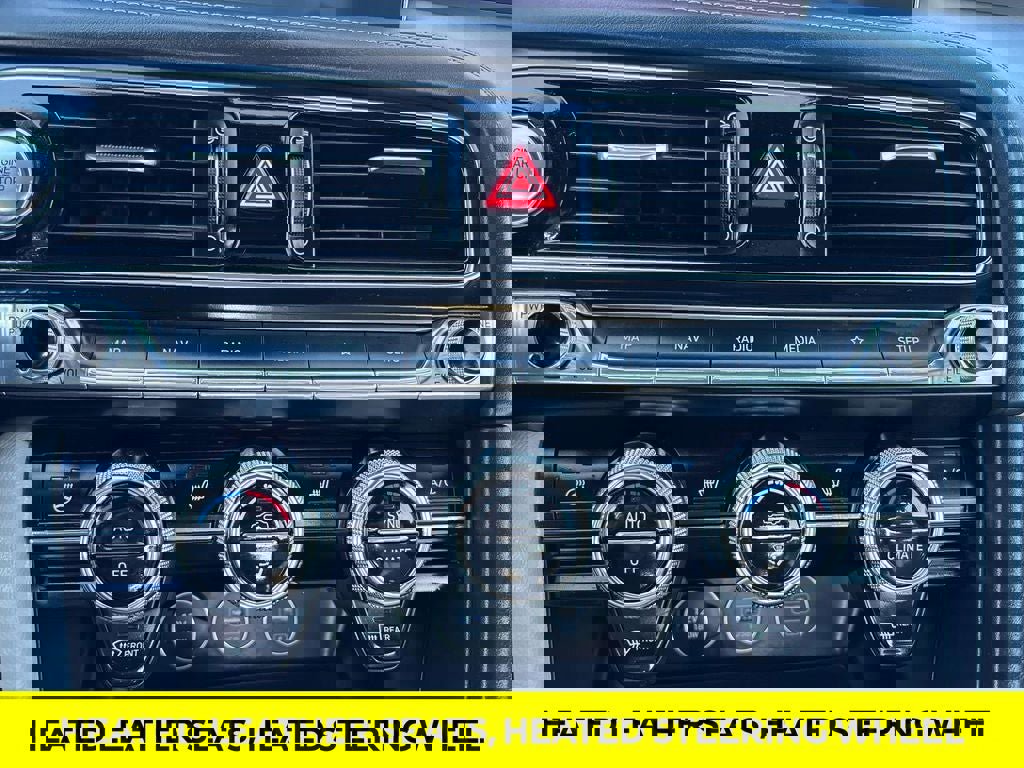 Used 2023 Genesis G70 2.0T image 20