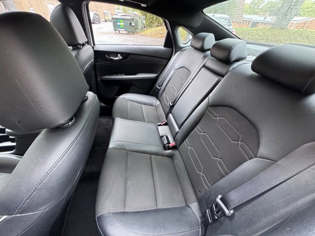 Used 2023 Kia Forte GT-Line w/ GT-Line Premium Package image 15