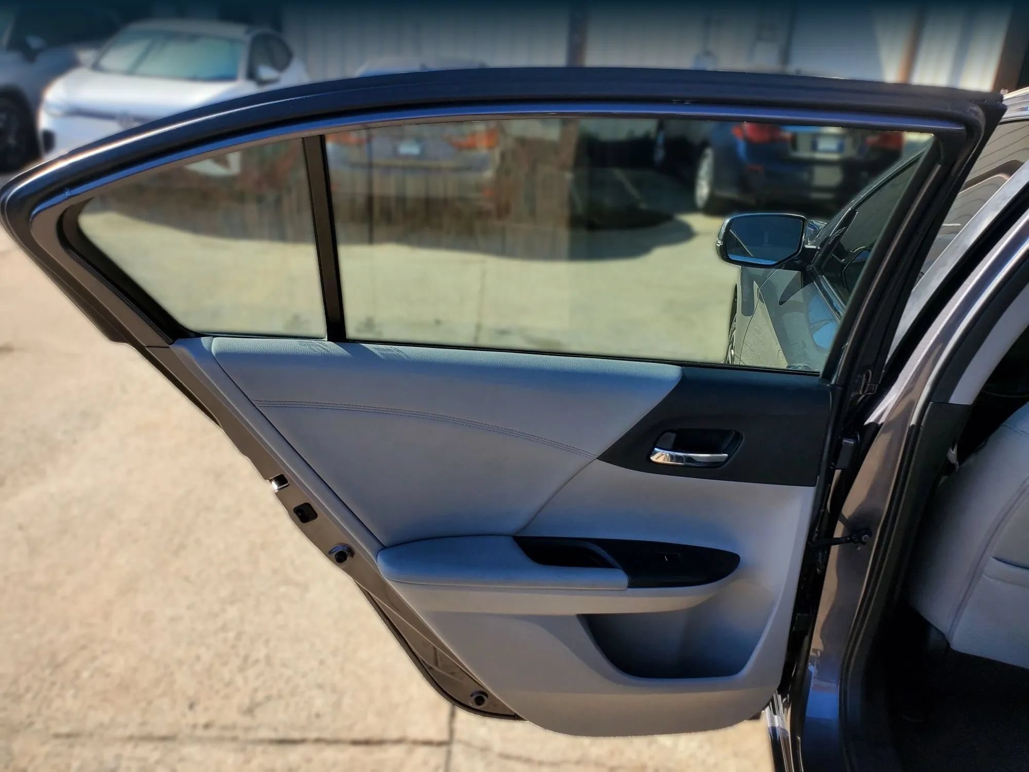 Used 2017 Honda Accord EX-L image 19