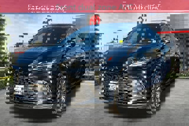 Used 2024 Lexus RX 350 AWD w/ Convenience Package image 3