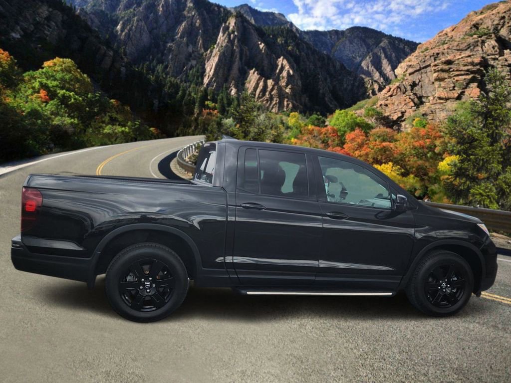 Used 2018 Honda Ridgeline Black Edition image 2