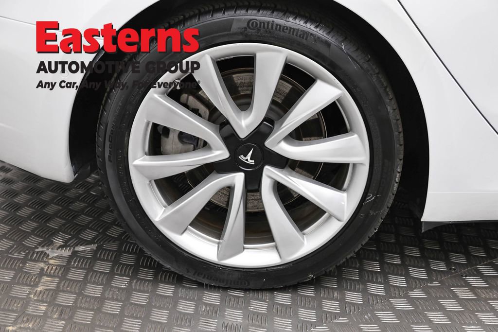 Used 2019 Tesla Model 3 Standard Range RWD image 23