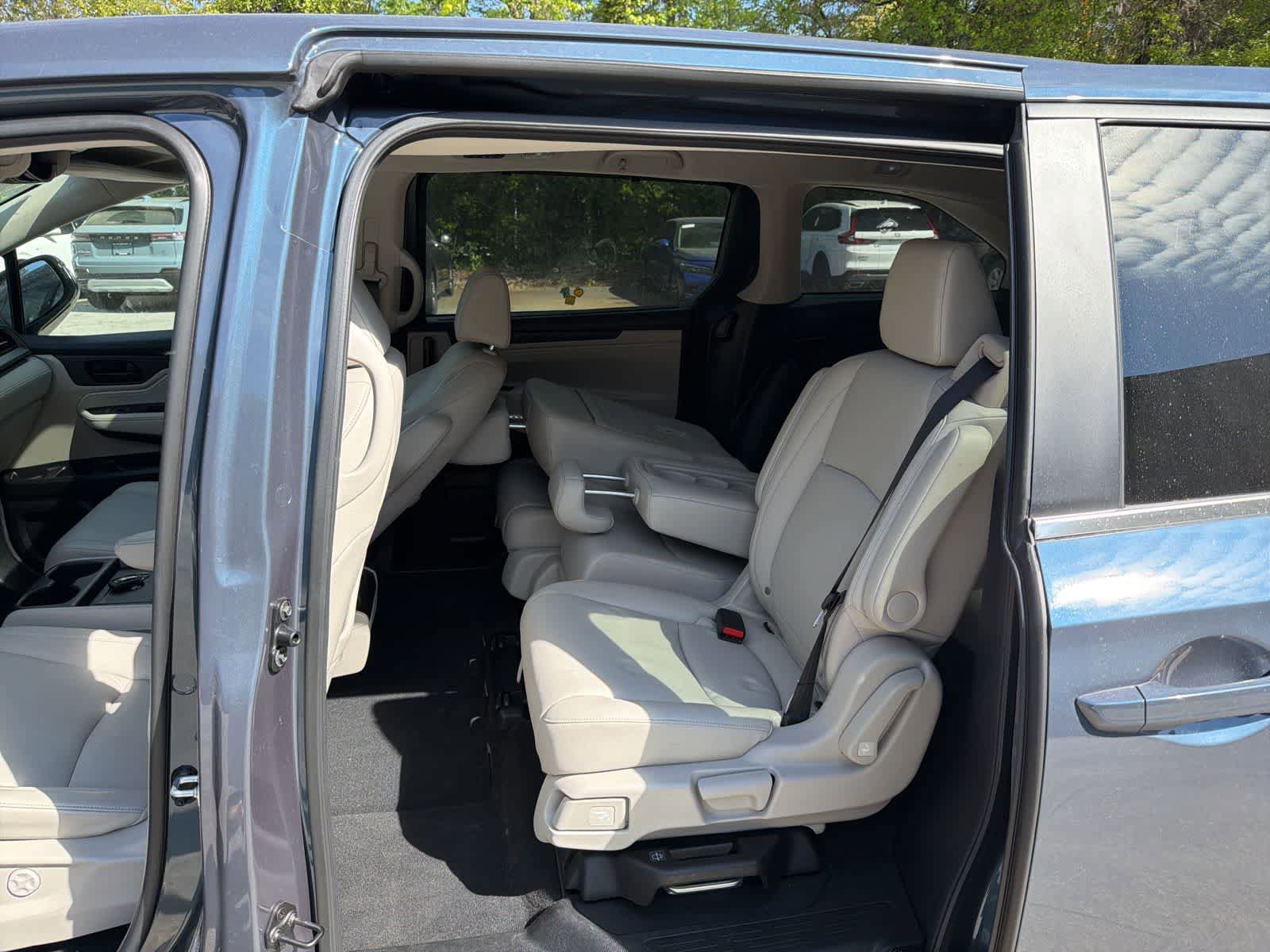 Used 2025 Honda Odyssey EX-L image 16