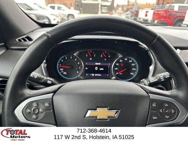 Used 2023 Chevrolet Traverse LT FWD image 12