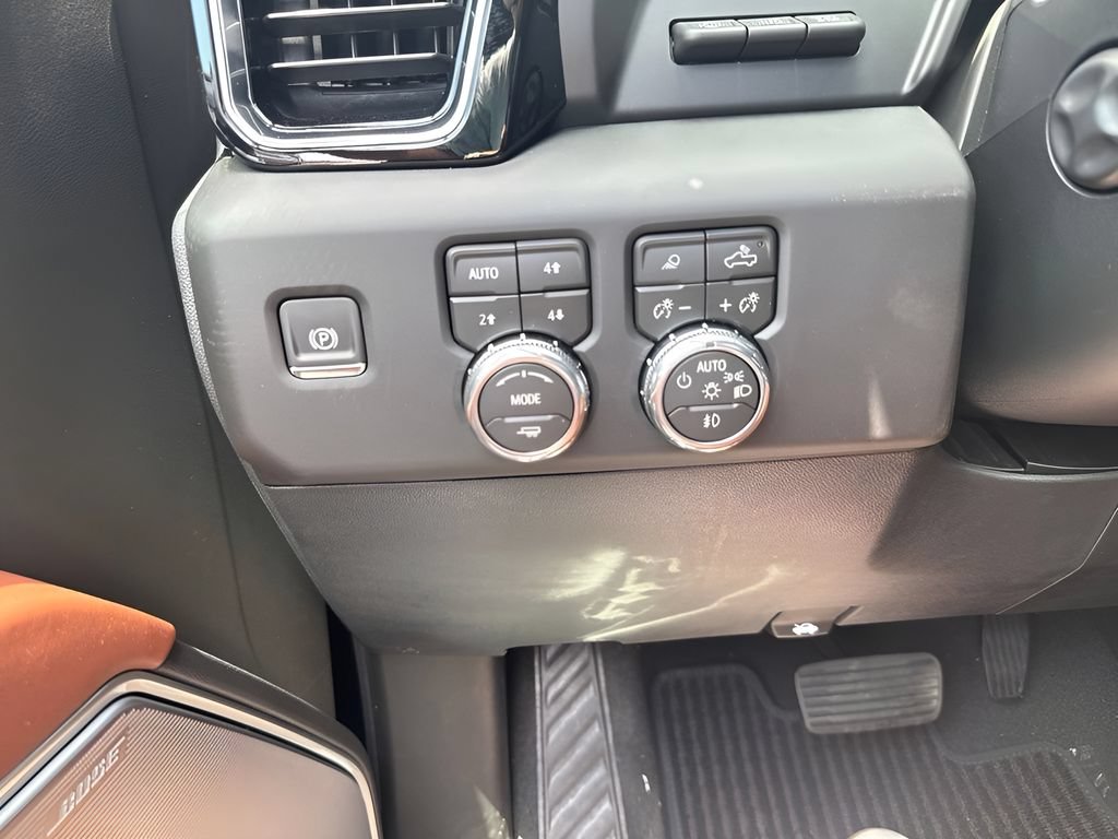New 2026 GMC Sierra 1500 Denali Ultimate AWD/4WD image 19