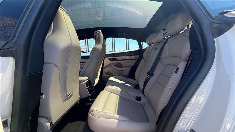 Used 2023 Porsche Taycan image 14