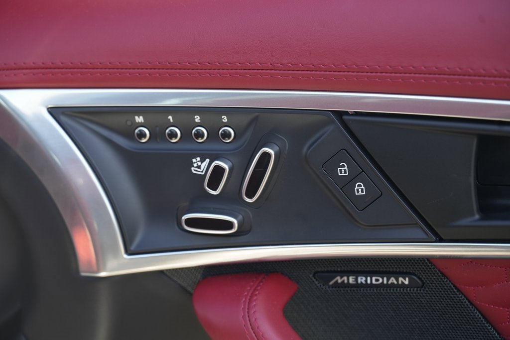 Used 2021 Jaguar F-TYPE First Edition image 29