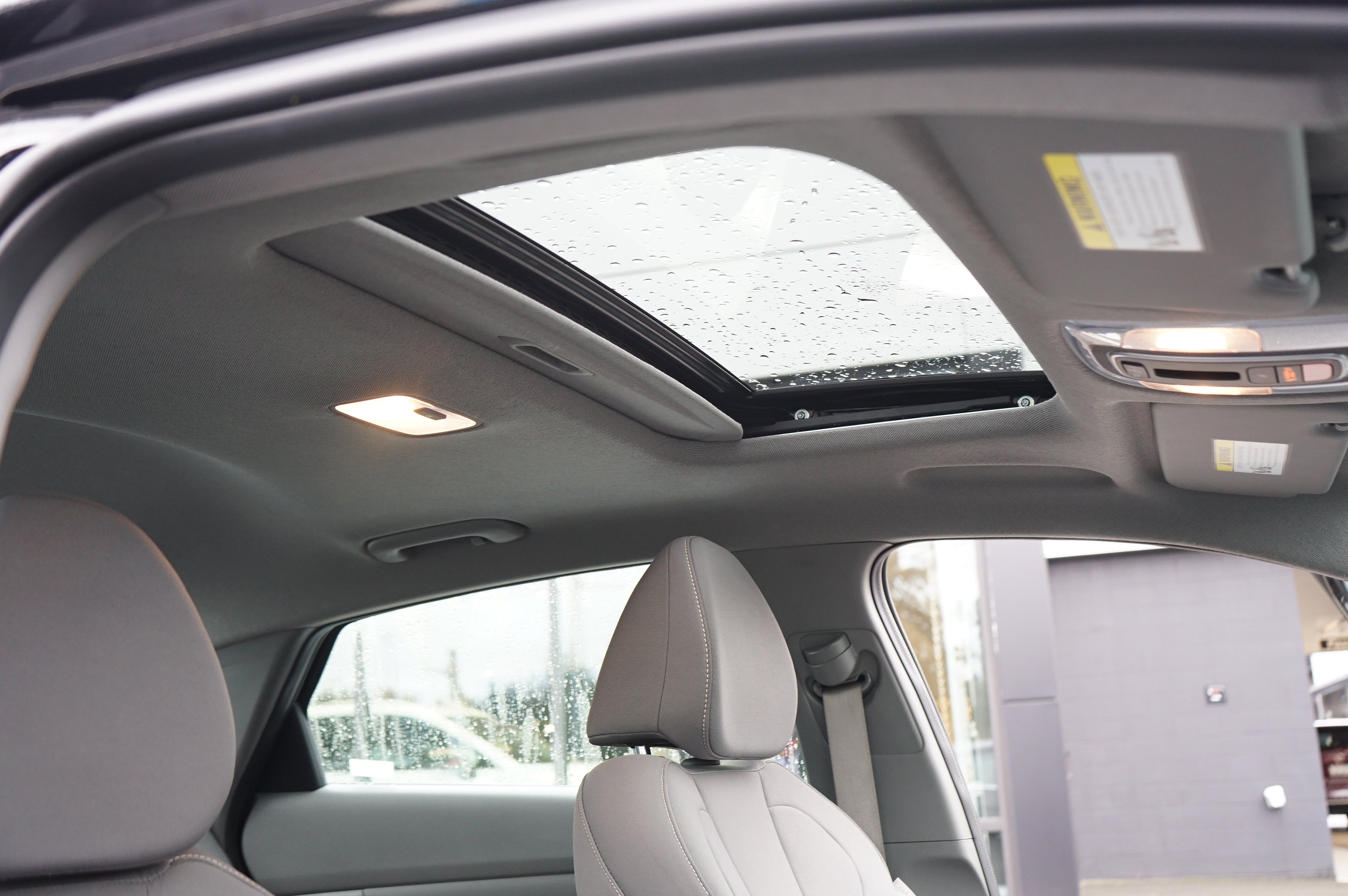 Used 2025 Hyundai Elantra SEL image 22