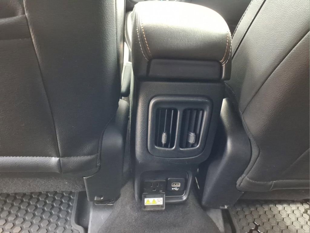 Used 2018 Jeep Compass Latitude w/ Popular Equipment Group AWD/4WD image 7