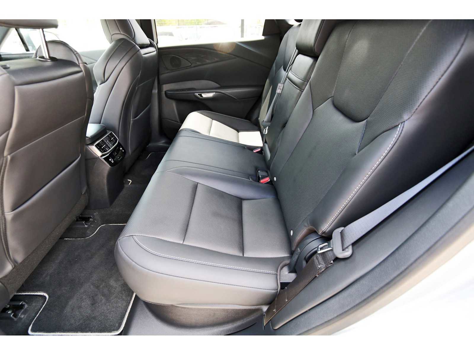 Used 2024 Lexus RX 350 F Sport w/ Technology Package image 12