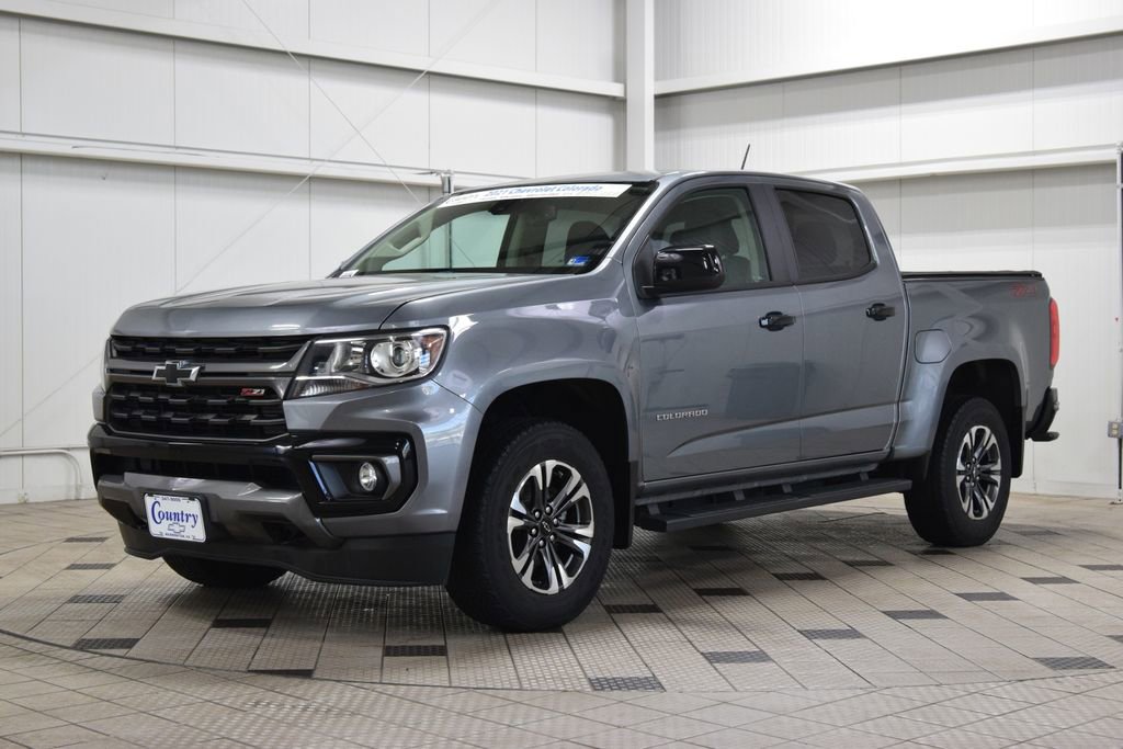 Used 2021 Chevrolet Colorado Z71 w/ Safety Package AWD/4WD image 3