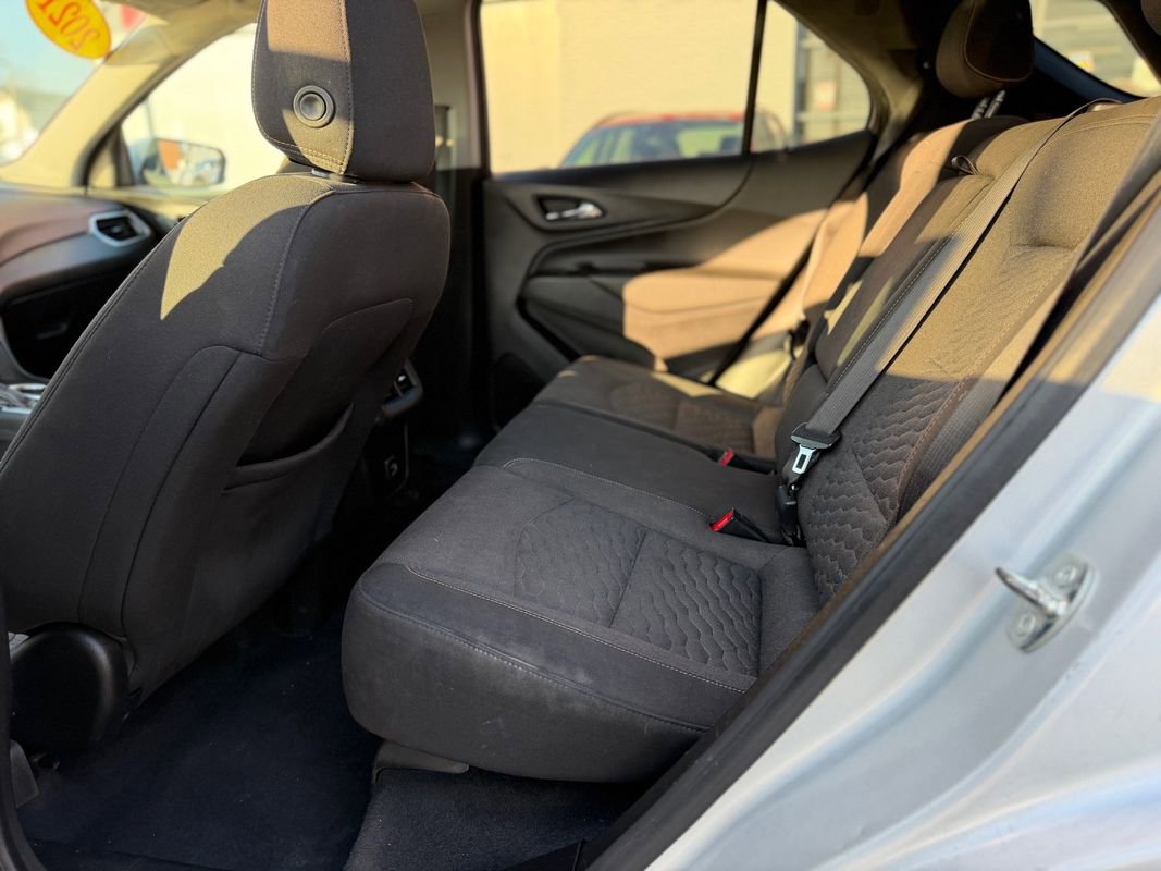 Used 2021 Chevrolet Equinox LT AWD/4WD image 22
