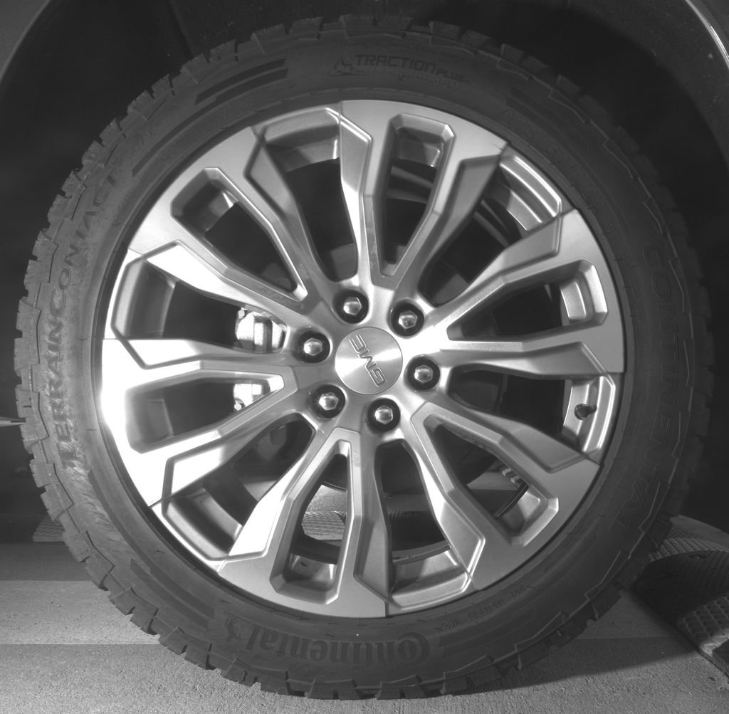 Certified 2022 GMC Yukon Denali RWD image 24