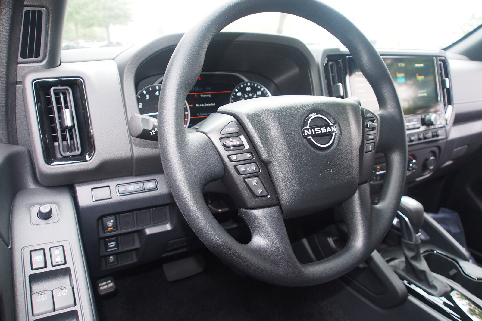 Used 2026 Nissan Frontier SV image 14
