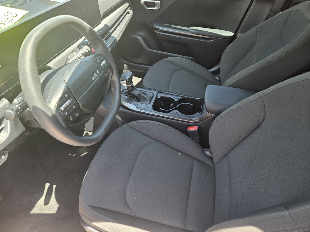 New 2026 Kia K4 FWD image 9