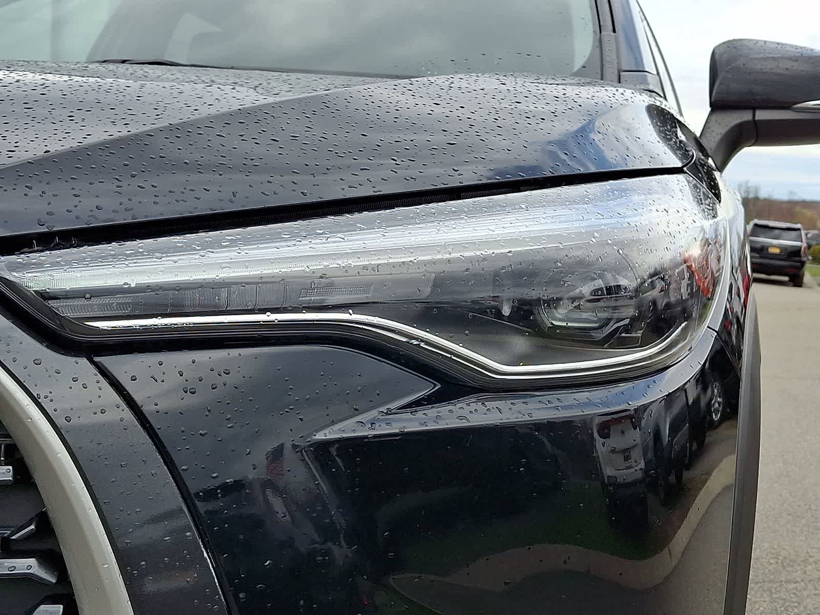 Certified 2022 Toyota Corolla Cross XLE w/ Convenience Package image 12